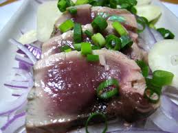 Katsuo-no-Tataki, lightly broiled, sliced bonito